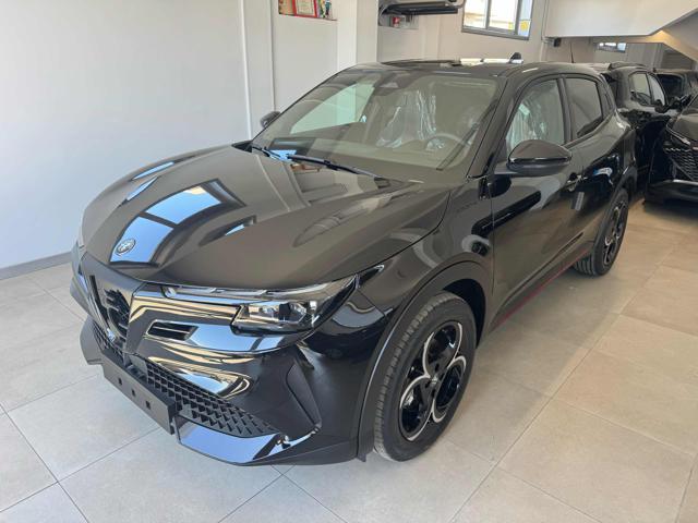 Alfa Romeo Junior 1.2 145 CV Hybrid eDCT6 Speciale km0 usato a SPOLTORE