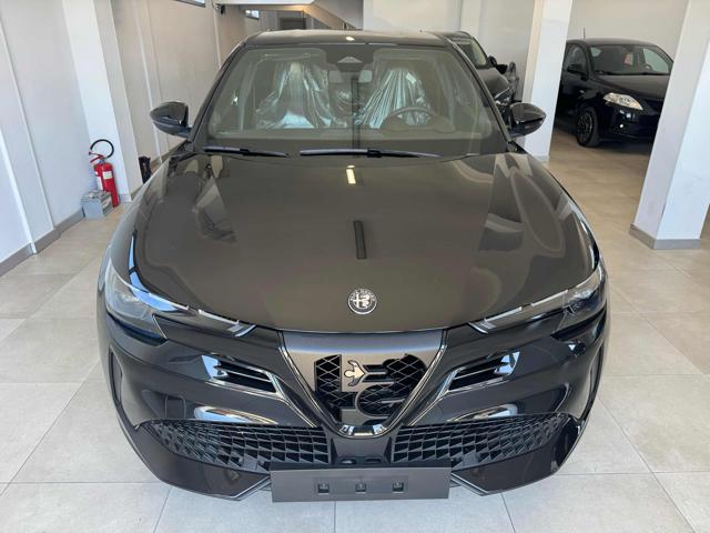 Alfa Romeo Junior 1.2 145 CV Hybrid eDCT6 Speciale km0 - foto 2 di 4