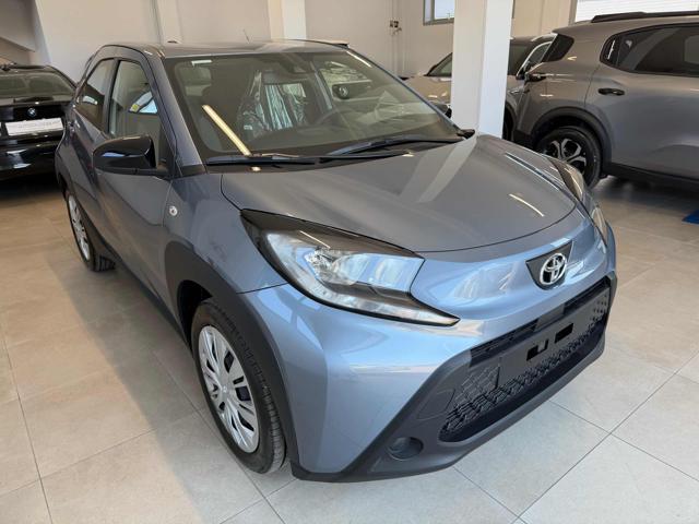 Toyota Aygo X 1.0 VVT-i 72 CV 5 porte Active Km0 - foto 3 di 4