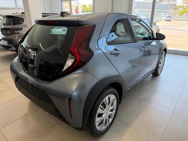 Toyota Aygo X 1.0 VVT-i 72 CV 5 porte Active Km0 - foto 4 di 4