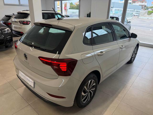 Volkswagen Polo 1.0 Life - foto 4 di 4