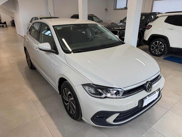 Volkswagen Polo 1.0 Life - foto 3 di 4