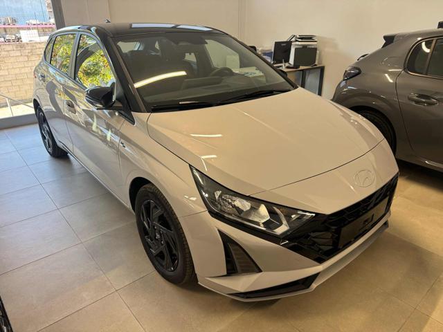 Hyundai i20 1.0 T-GDI dark line 90cv mt Km0 - foto 2 di 4