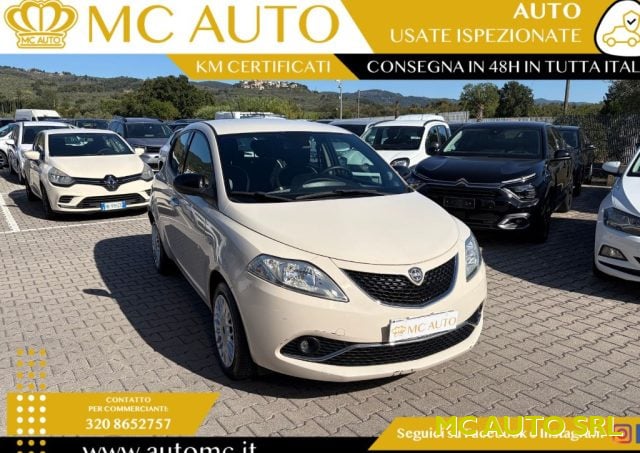 Lancia Ypsilon 1.2 69 CV 5 porte Gold, del 2017, 150.000 km, in vendita a Monsummano Terme (PT)