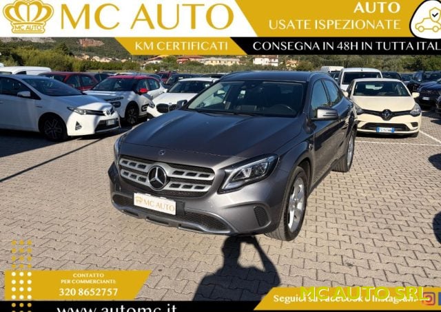 Mercedes-Benz GLA 200 d Automatic Premium - foto 3 di 4