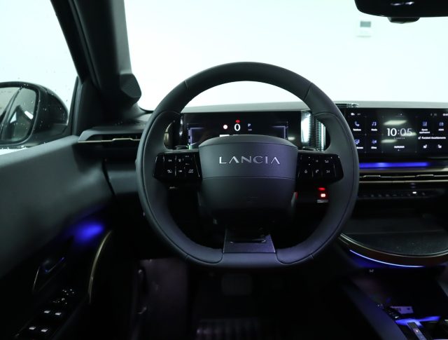 Lancia Ypsilon Hybrid e-DCT LX *PROMO PARISI GROUP* - foto 2 di 4