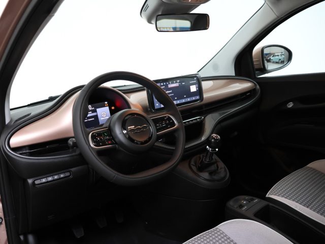 Fiat 500 Berlina Hybrid Torino *PROMO PARISI GROUP* nuovo a MONZA
