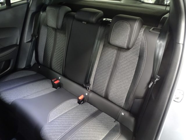 Peugeot 2008 Allure PureTech 100CV S&S *PROMO PARISI GROUP* usato a MONZA