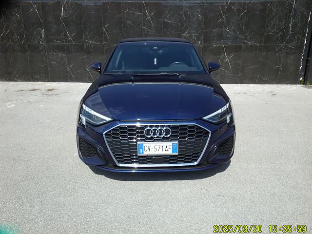 Audi A3 SPB 35 TDI S line edition - foto 2 di 4