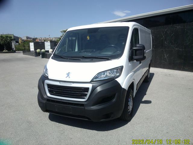 Peugeot Boxer 335 2.2 BlueHDi 140 cv Motore Nuovo usato a NAPOLI
