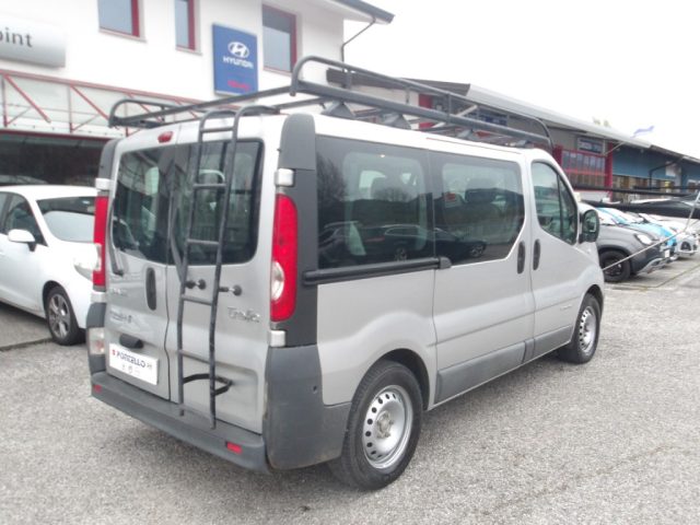 Renault Trafic 2.0dCi 115 9 POSTI - PASSO CORTO X COMMERCIANTI - foto 3 di 4