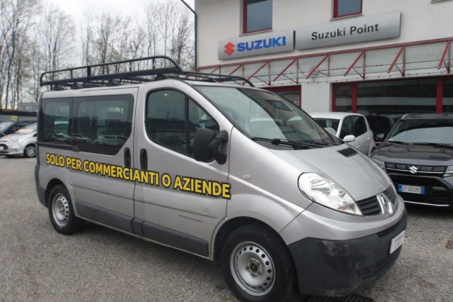 Renault Trafic 2.0dCi 115 9 POSTI - PASSO CORTO X COMMERCIANTI usato a CAVASSO NUOVO