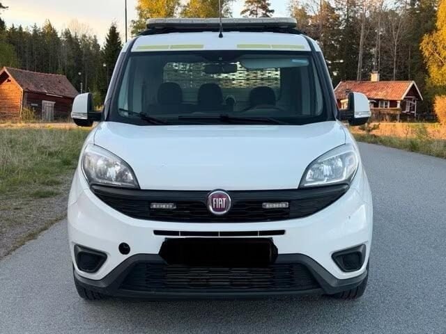 Fiat Doblo 1.3 Mjt Cassonato 3 POSTI Work-Up GANCIO TRAINO - foto 3 di 4