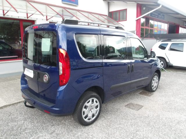 Fiat Doblo 1.4 Benzina 120cv AUTOVETTURA Doppia porta GANCIO - foto 3 di 4