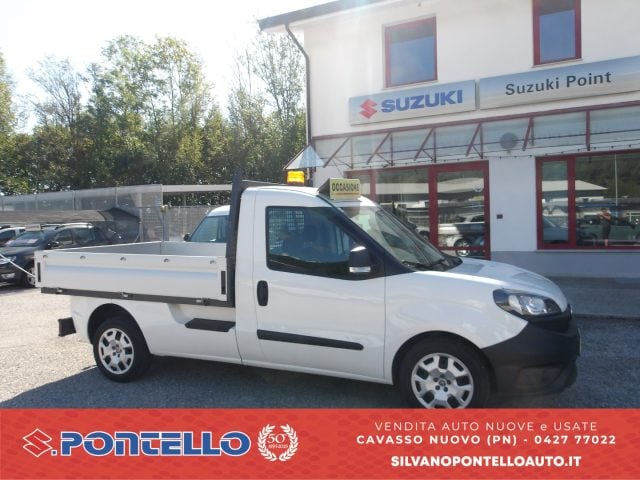 Fiat Doblo 1.6 MJT 105CV Work-Up AGGIUNGERE IVA-GANCIO TRAINO, del 2020, 42.800 km, in vendita a Cavasso Nuovo (PN)
