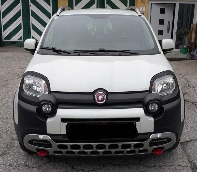 Fiat Panda 1.2 69cv Benzina 4 CILINDRI City Cross, del 2019, 34.000 km, in vendita a Cavasso Nuovo (PN)