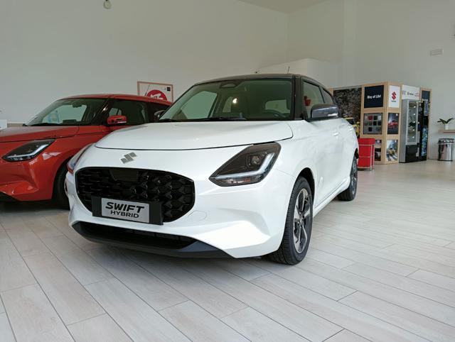 Suzuki Swift 1.2 Hybrid Top nuovo a SOLARO