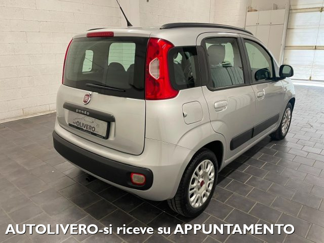 Fiat Panda 1.2 Lounge 69CV-5PTI-E6-GANCIOTRAINO - foto 4 di 4