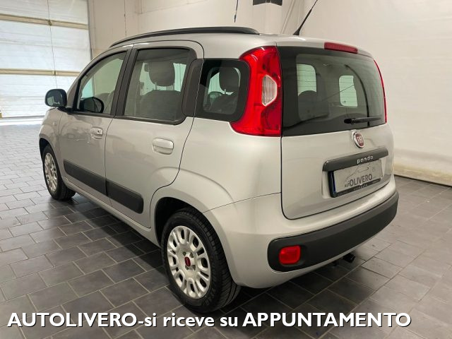 Fiat Panda 1.2 Lounge 69CV-5PTI-E6-GANCIOTRAINO - foto 3 di 4