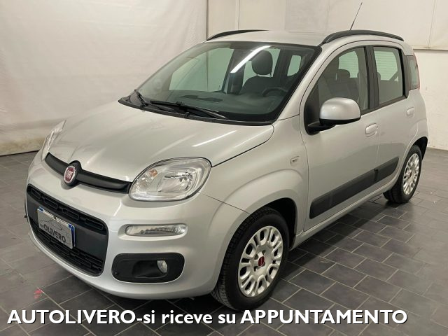 Fiat Panda 1.2 Lounge 69CV-5PTI-E6-GANCIOTRAINO - foto 2 di 4
