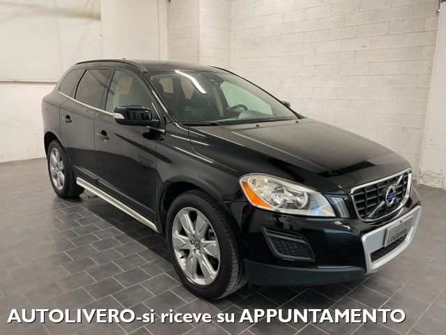 Volvo XC60 D3 AWD Geartronic Momentum-UNIPRO usato a FOSSANO