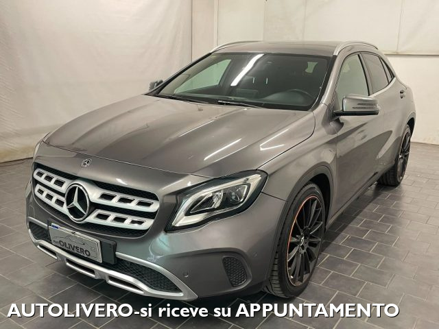 Mercedes-Benz GLA 180 1.6 122cv-UNIPRO-PELLE-C.19-NAVI-LED-CAMERA - foto 2 di 4