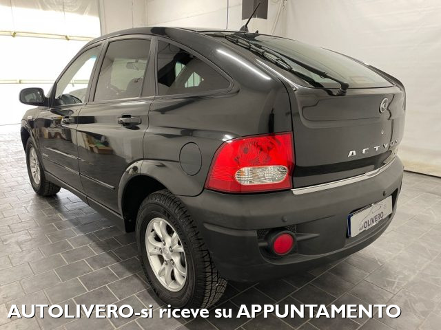 SsangYong Actyon 2.0 XDi 4WD 141cv Premium-PELLE-RIDOTTE - foto 3 di 18