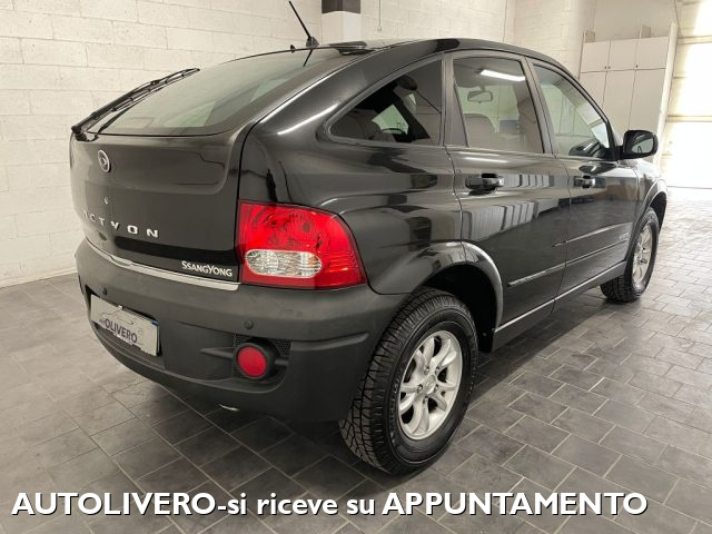SsangYong Actyon 2.0 XDi 4WD 141cv Premium-PELLE-RIDOTTE - foto 4 di 18