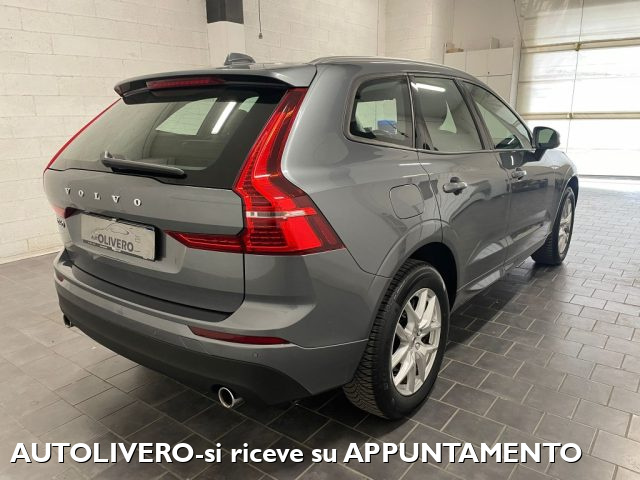 Volvo XC60 B4 (d) AWD Geartronic Momentum - foto 4 di 4