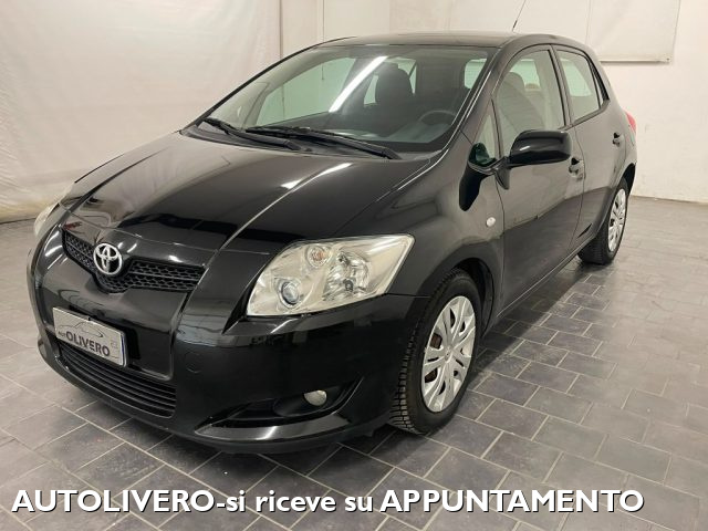 Toyota Auris 1.4 D-4D M-MT 90cv Sol-UNIPRO-NAVI - foto 2 di 4