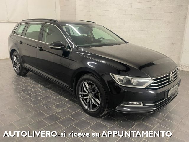 Volkswagen Passat Variant 2.0 TDI DSG 150CV Business usato a FOSSANO