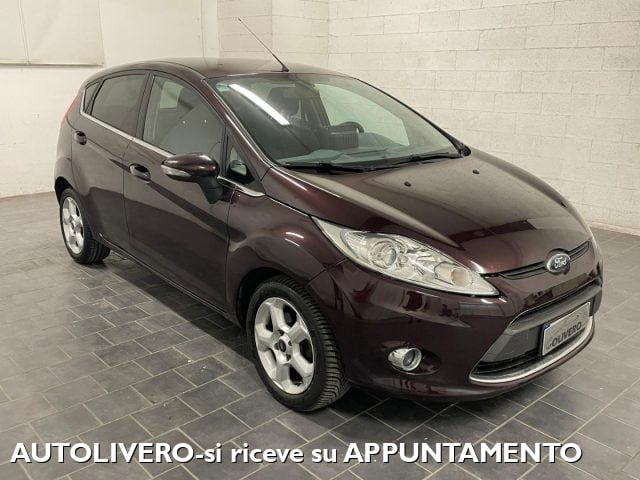 Ford Fiesta 1.6 TDCi 90CV 5 porte DPF Titanium-UNIPRO usato a FOSSANO