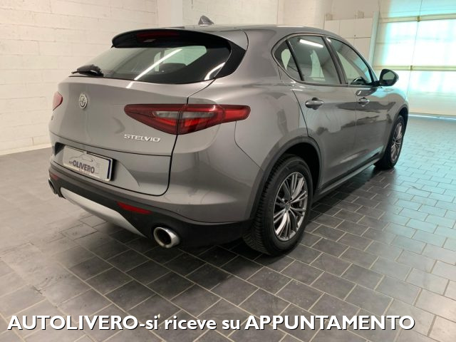 Alfa Romeo Stelvio 2.2 Turbodiesel 210 CV AT8 Q4 Executive - foto 3 di 4