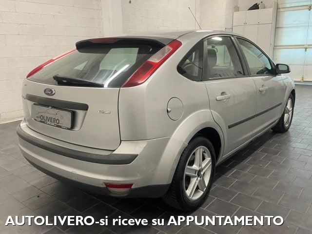 Ford Focus 1.6 TDCi 90CV 5p. - foto 4 di 4