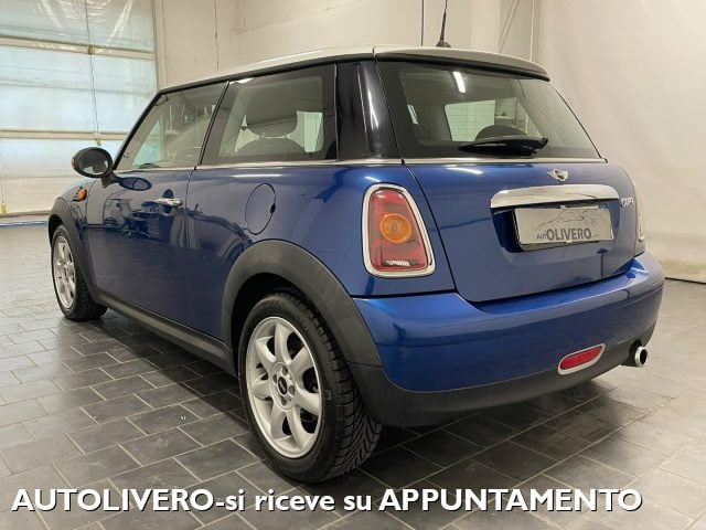 MINI Cooper 1.6 16V Cooper Chili 120cv - foto 3 di 4