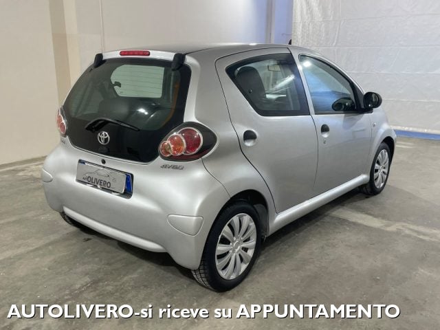 Toyota Aygo 1.0 68cv 5 porte Sol-CLIMA - foto 3 di 4