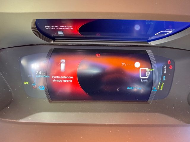 Peugeot 2008 motore elettrico 136 CV GT Pack usato a ALBAIRATE