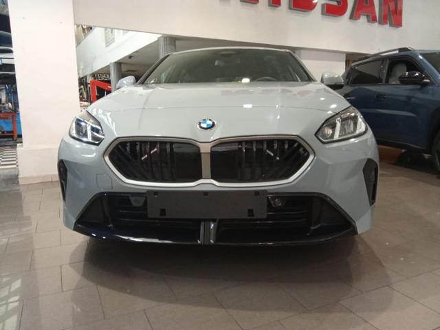 BMW 120 48V MSport - foto 2 di 4