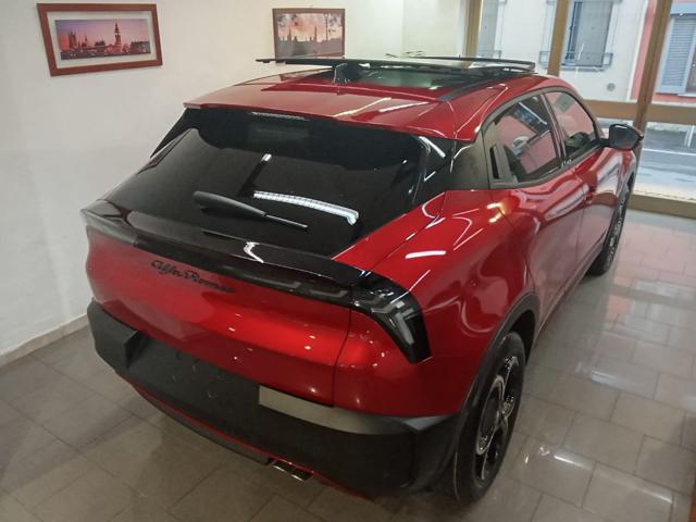 Alfa Romeo Junior 1.2 145 CV Hybrid Sport Speciale techno&Tetto. - foto 2 di 4
