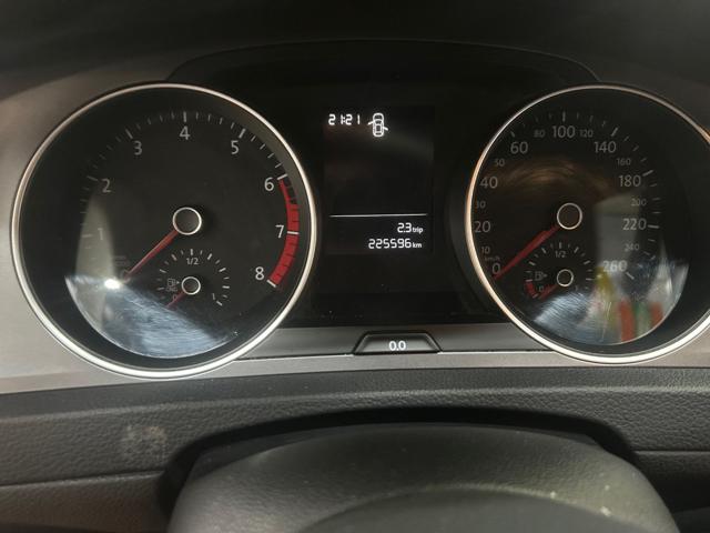 Volkswagen Golf Variant 1.4 TGI Comfortline BlueMotion usato a MELEGNANO
