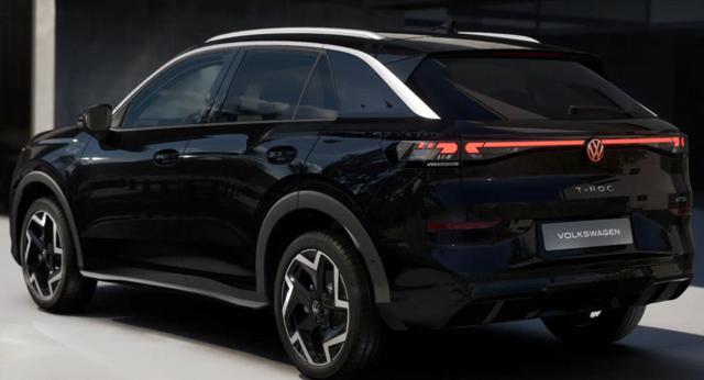 Volkswagen T-Roc 1.5 eTSI ACT 150 CV DSG R-line Tetto panoramco - foto 3 di 4