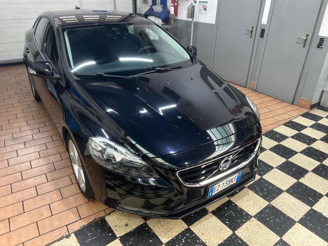 Volvo V40 D2 1.6 Powershift Kinetic - foto 2 di 4