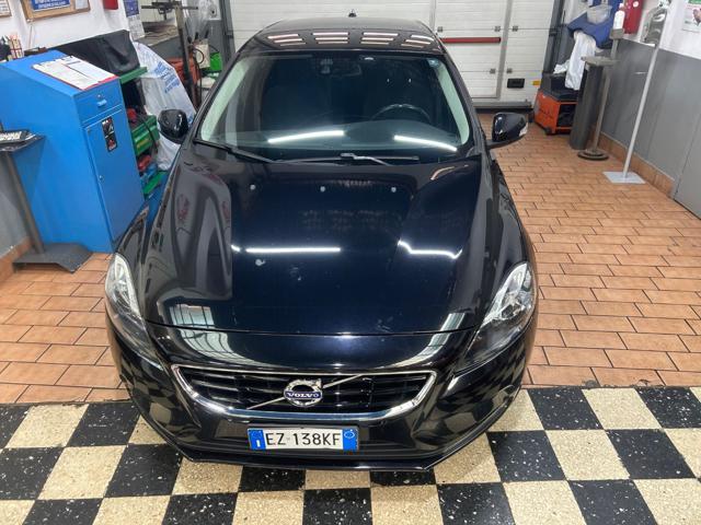 Volvo V40 D2 1.6 Powershift Kinetic - foto 3 di 4