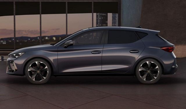 CUPRA Leon 1.5 Hybrid 150 CV DSG Tetto + Edge pack - foto 2 di 4