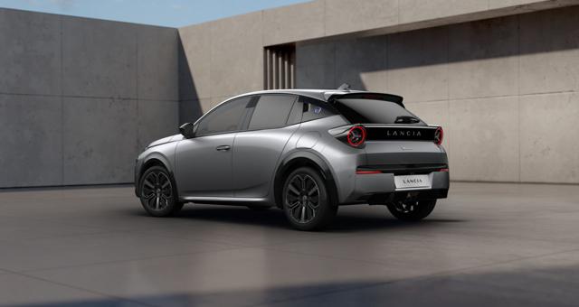 Lancia Ypsilon Hybrid e-DCT LX - foto 3 di 4
