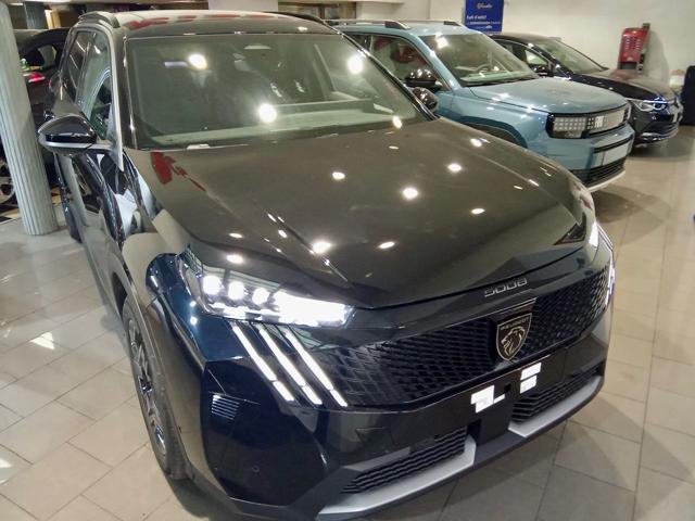 Peugeot 5008 Hybrid 145 e-DCS6 GT 7 POSTI Tetto & Drive & 360 km 0 a MELEGNANO