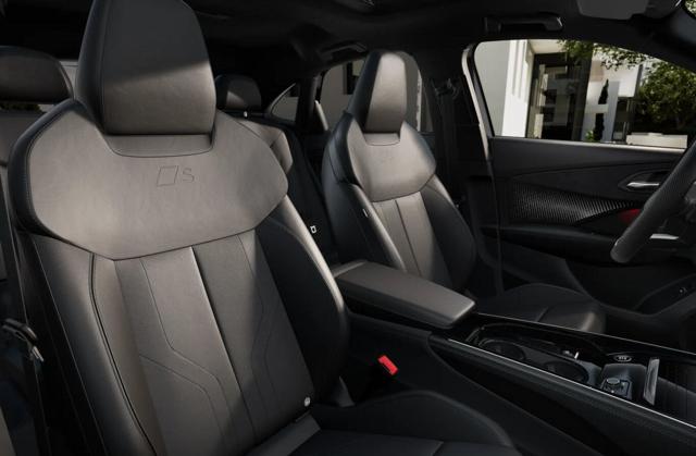 Audi Q3 SPB TFSI 150 kW S tronic quattro SLine Tech&Tetto, del 2026, 10 km, in vendita a Melegnano (MI)