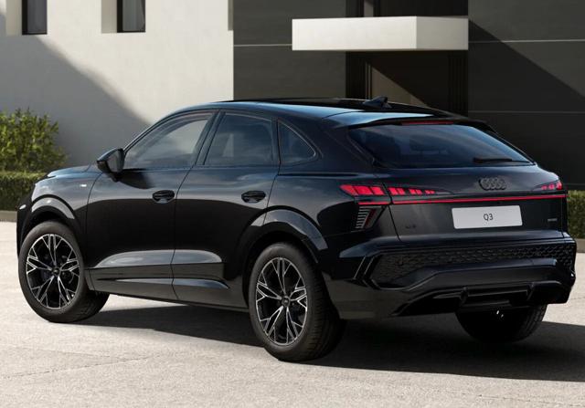 Audi Q3 SPB TFSI 150 kW S tronic quattro SLine Tech&Tetto - foto 2 di 7