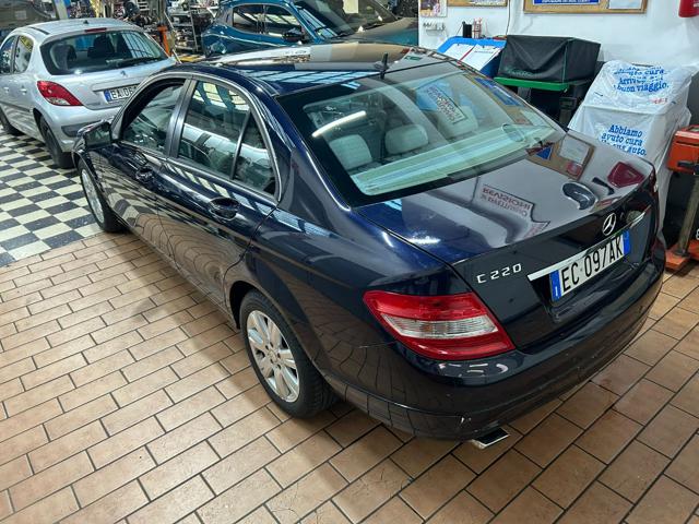 Mercedes-Benz C 220 CDI BlueEFFICIENCY Executive - foto 3 di 4
