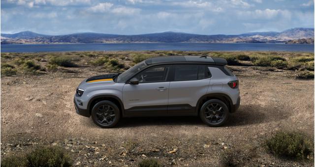 Jeep Avenger 1.2 Turbo 145 CV 4xe The North Face Pano - foto 3 di 4